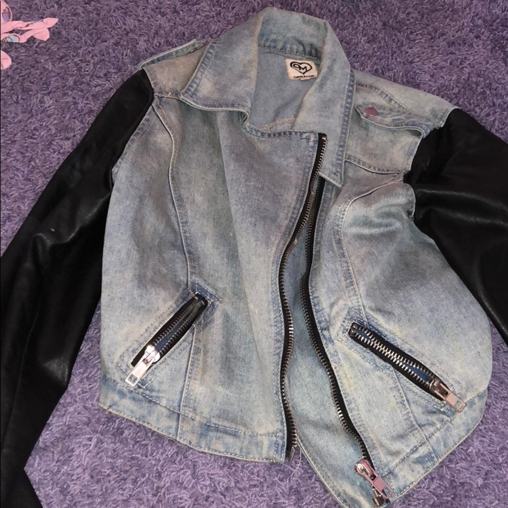 denim jacket w black tones